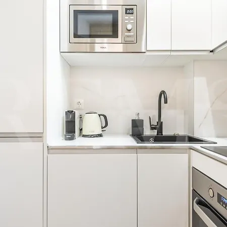 New Charming Duplex In The Heart Of By Rems *